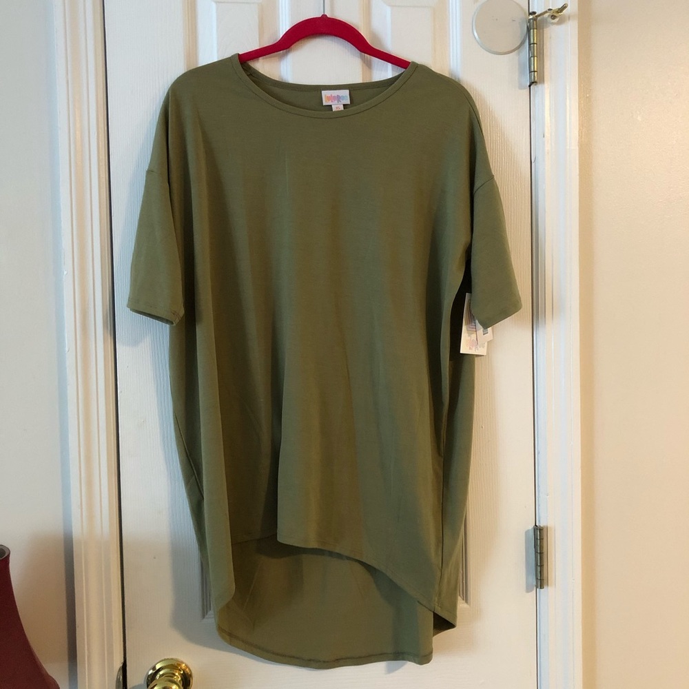 BNWT LuLaRoe Irma (XS)
